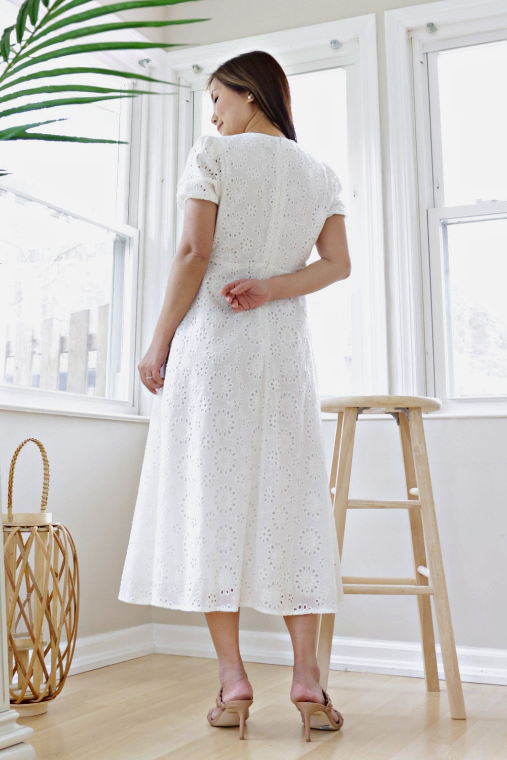 Petite Eyelet Short Sleeve Cotton Midi Dress (White) – Petite Dressing